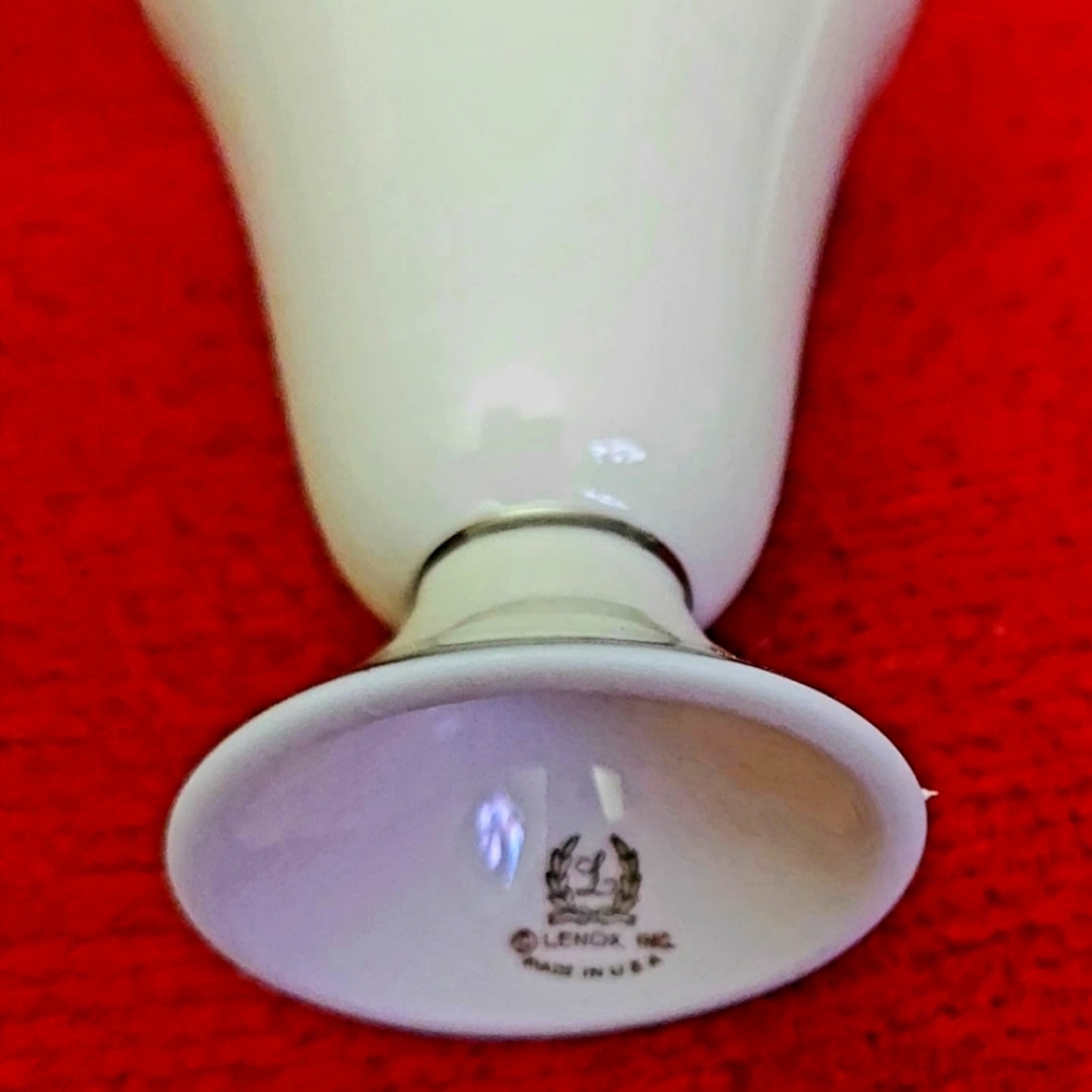 Lenox  Cigarette Holder Made in the USA White porcelain with platinum trim...